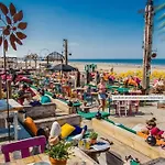Daire The West Wing Bloemendaal