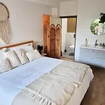 Daire The West Wing Bloemendaal