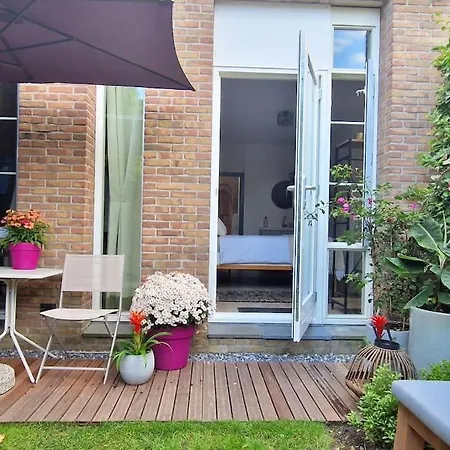 Nieuw! The West Wing Apartman *