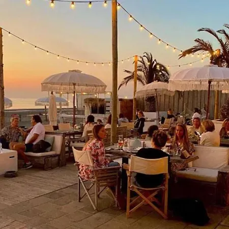 The West Wing * Bloemendaal