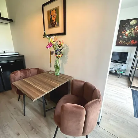 The West Wing Apartamento Bloemendaal